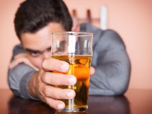 gdy-on-za-duzo-pije-po-czym-poznac-alkoholizm-i-jak-pomoc-sobie-i-bliskim-166953 gdy-on-za-duzo-pije-po-czym-poznac-alkoholizm-i-jak-pomoc-sobie-i-bliskim-166953